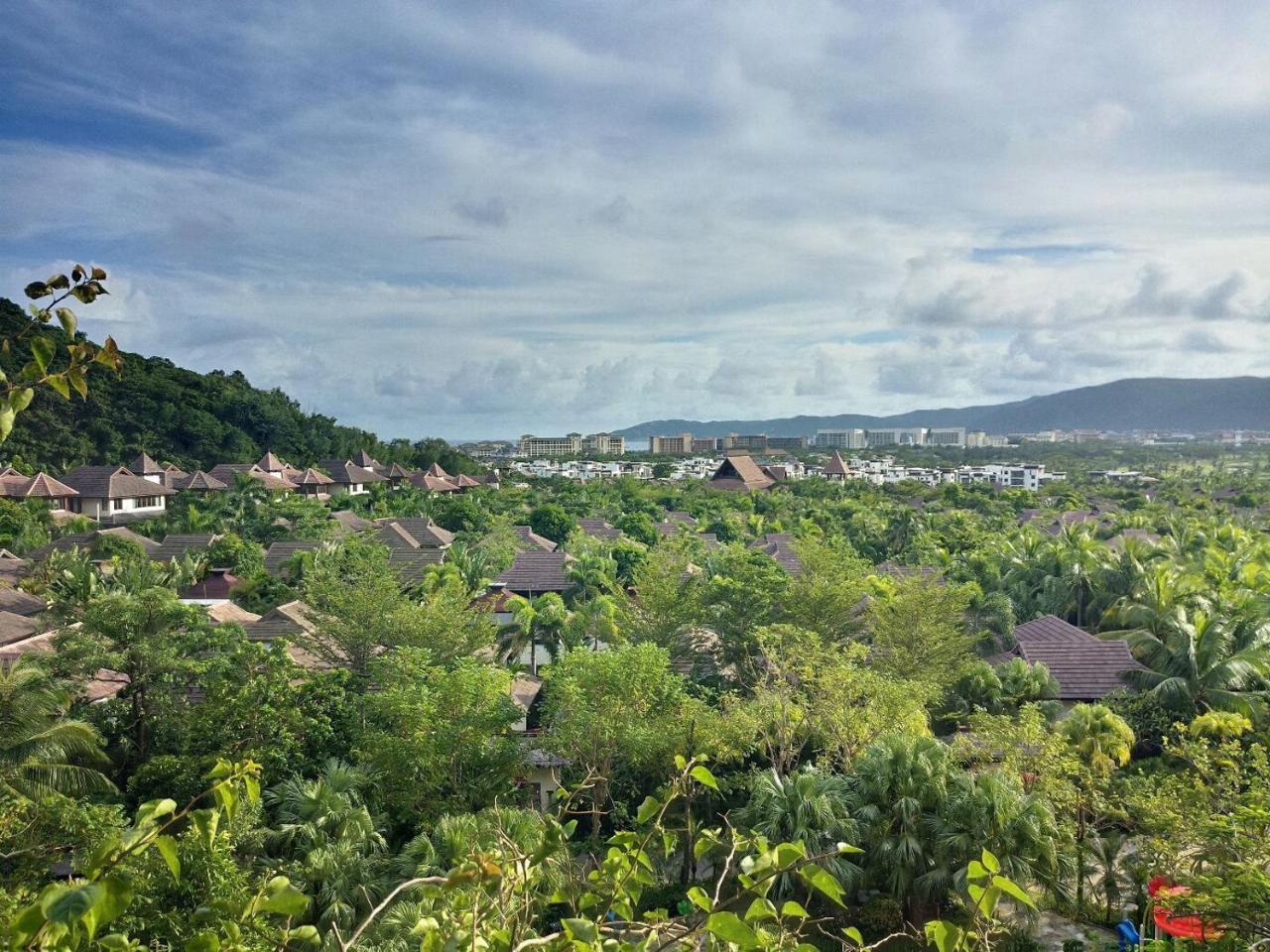 Stony Brook Villa Jianguo Resort Sanya Eksteriør billede