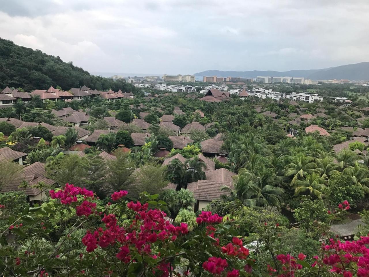 Stony Brook Villa Jianguo Resort Sanya Eksteriør billede